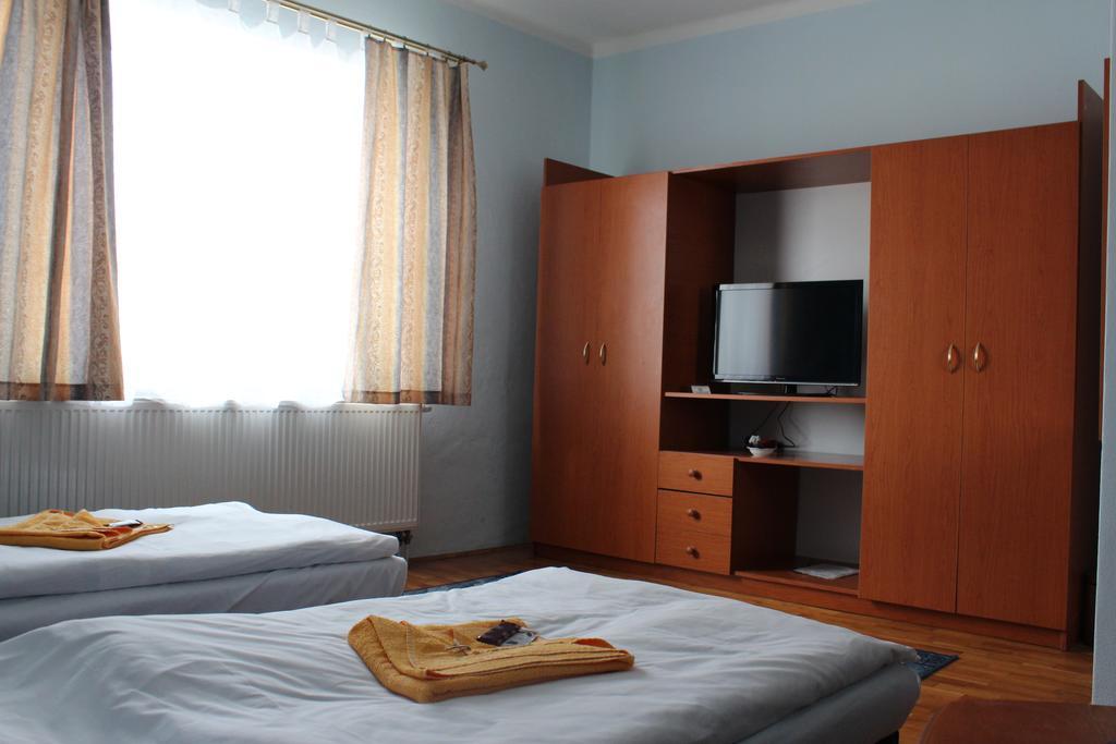 Penzion Zlaty Dukat Zvolenská Slatina Dış mekan fotoğraf